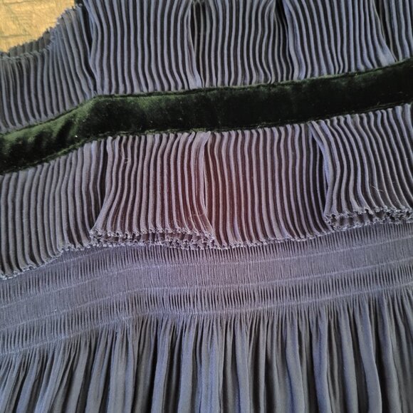 Diane Von Furstenberg Navy Blue Pleated Mini Dress New With Tags NWT 10 - Picture 2 of 3